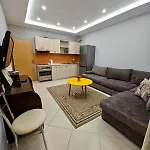 アパート Tirana Kashari